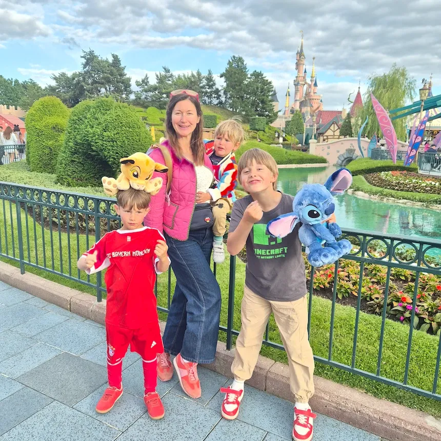 Evgenia Halbach mit ihren Jungs